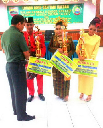 Utusan Kodim Bengkalis Juara lomba Lagu Daerah